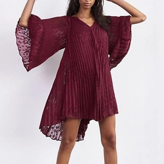 Anthropologie Toulon Pleated Bell Sleeve Mini Dress Small - Burgundy Boho EUC