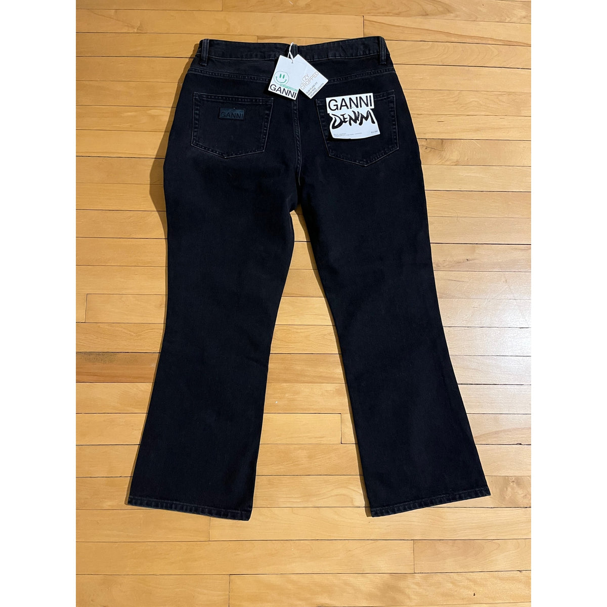GANNI (NWT) - Black Betzy Cropped Jeans - 31W/32L