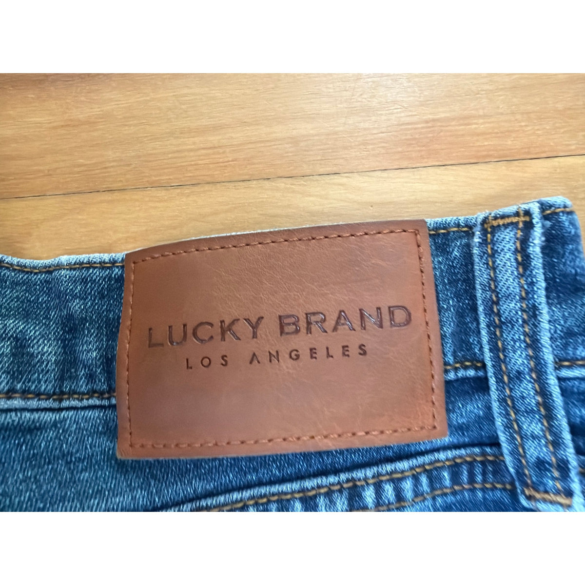 Lucky Brand 38/30 221 Straight MidRise Rise Men's Jeans