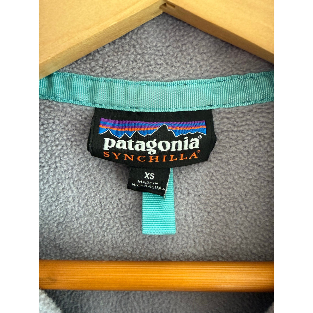 Patagonia Synchilla Fleece Pullover XS Grey with Purple Pocket