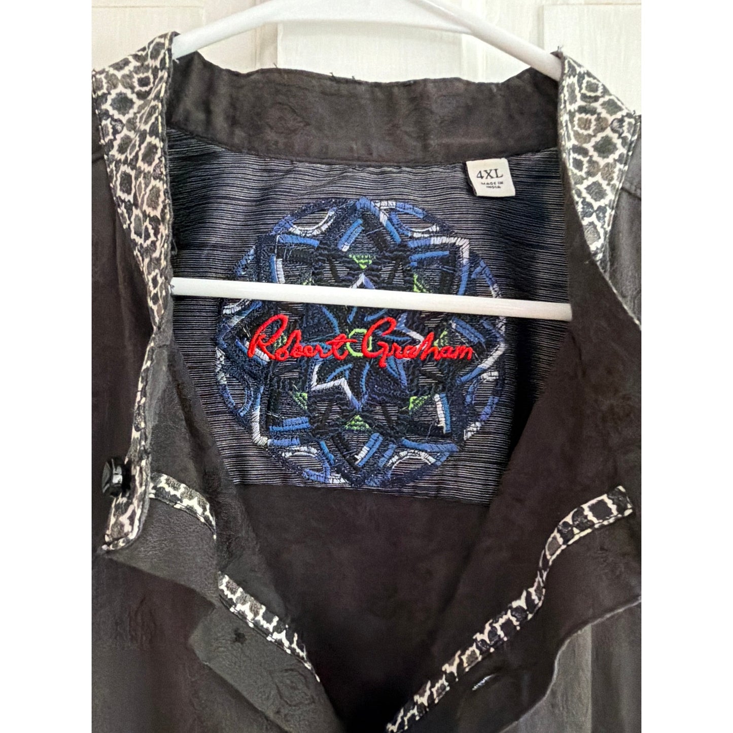 Robert-Graham 4XlL Black Shirt with Muted Pattern White Flip-Cuff