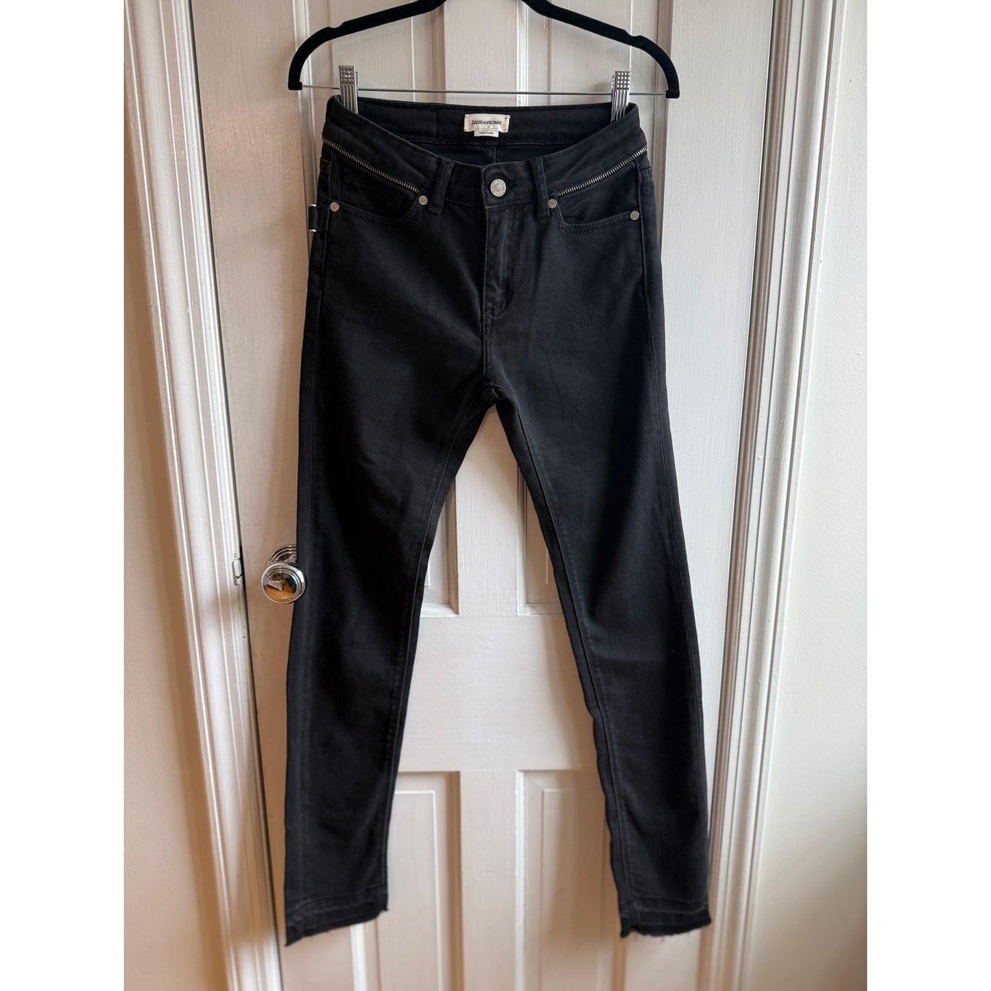 NWT Zadig & Voltaire Eva Black Zipper Jeans 25 - Barney’s Raw Hem Luxe Denim