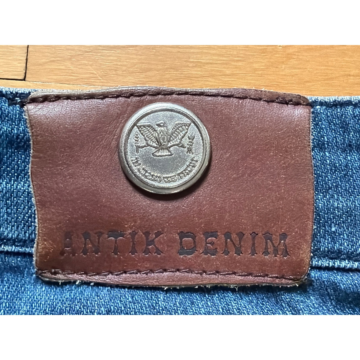 Antik Denim Vintage Bootcut Jeans Distressed Y2K Embroidered Pockets Size 29