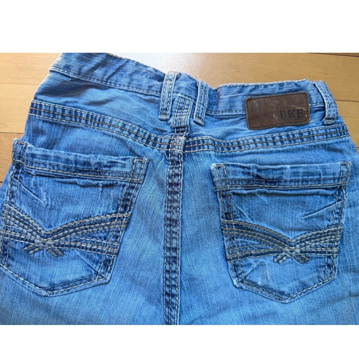 BKE Tyler Men's Straight Jeans 32L Light Wash Distressed EUC