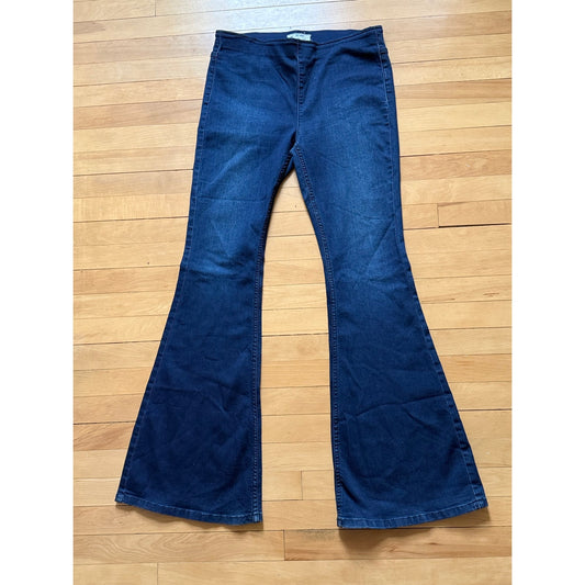 Free People Just Float On Flare Jeans - Dark Blue - Size 30 - EUC