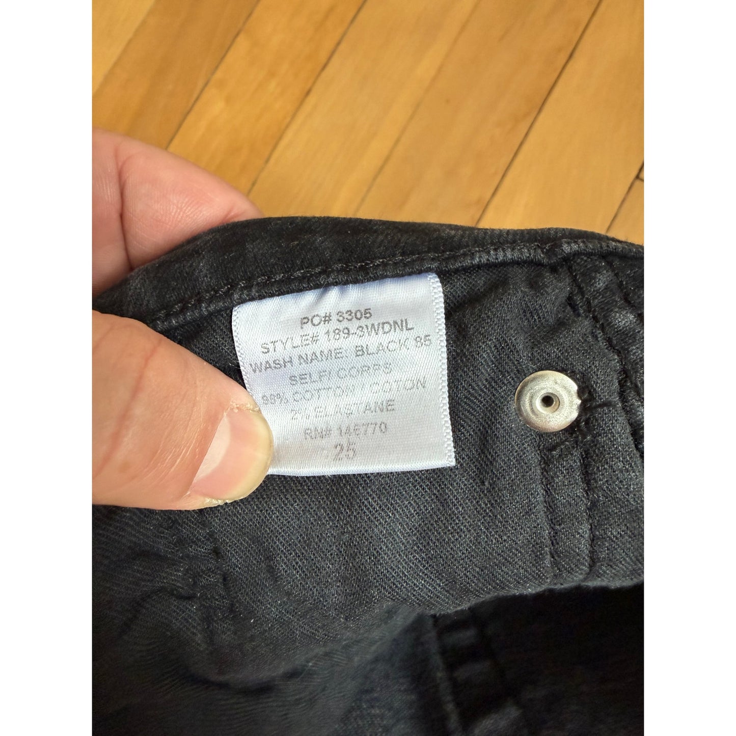 RE/DONE Black High Rise Cropped Jeans - Size 25 - EUC