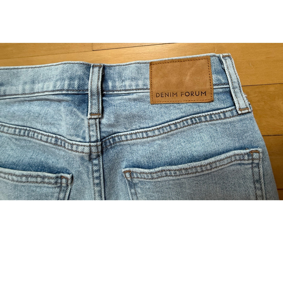 Denim Forum The Arlo High Rise Straight 28L - Light Wash - Size 24 - EUC