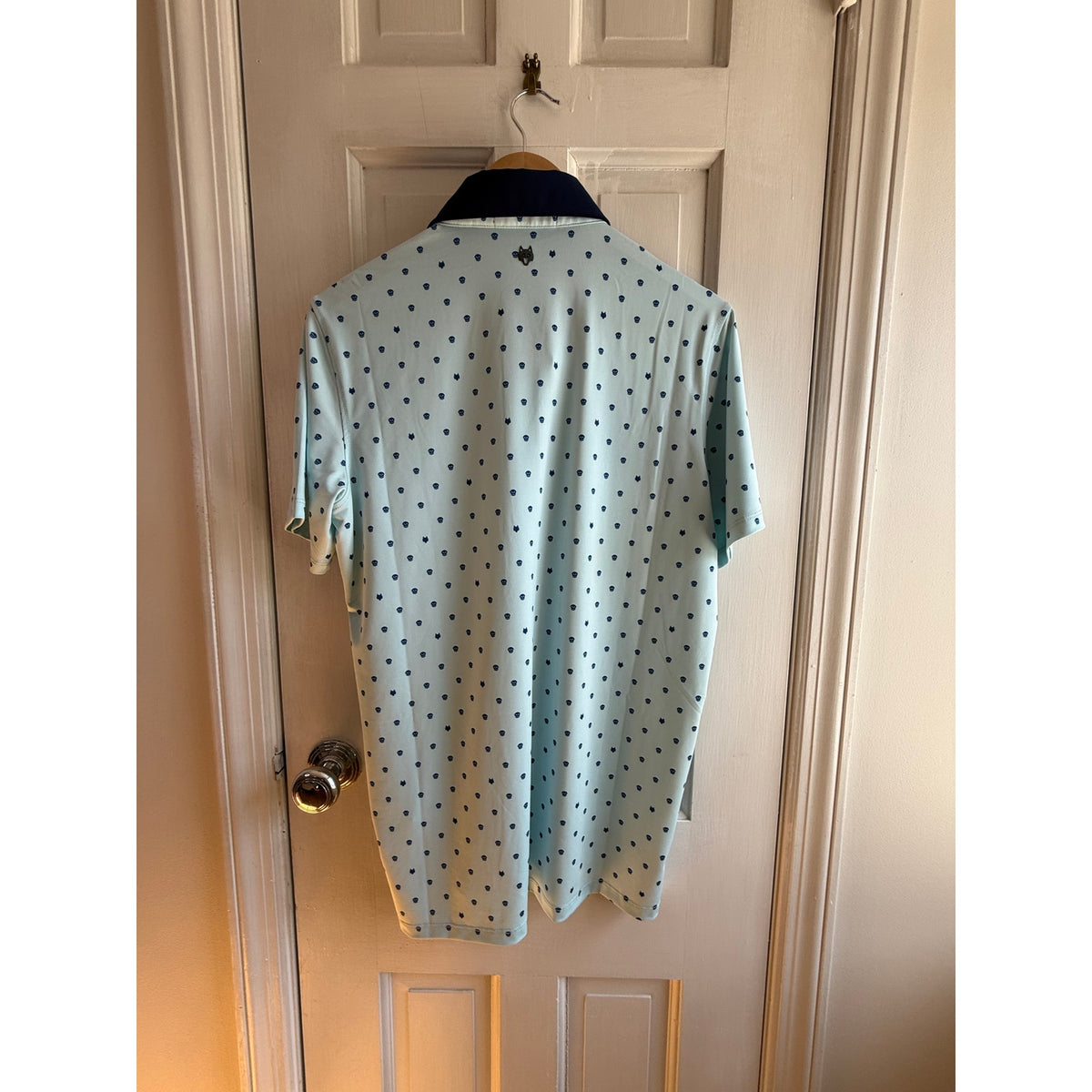 NWOT Greyson Voodoo Golf Polo - Arctic Blue - Small - Wolf & Skull Print
