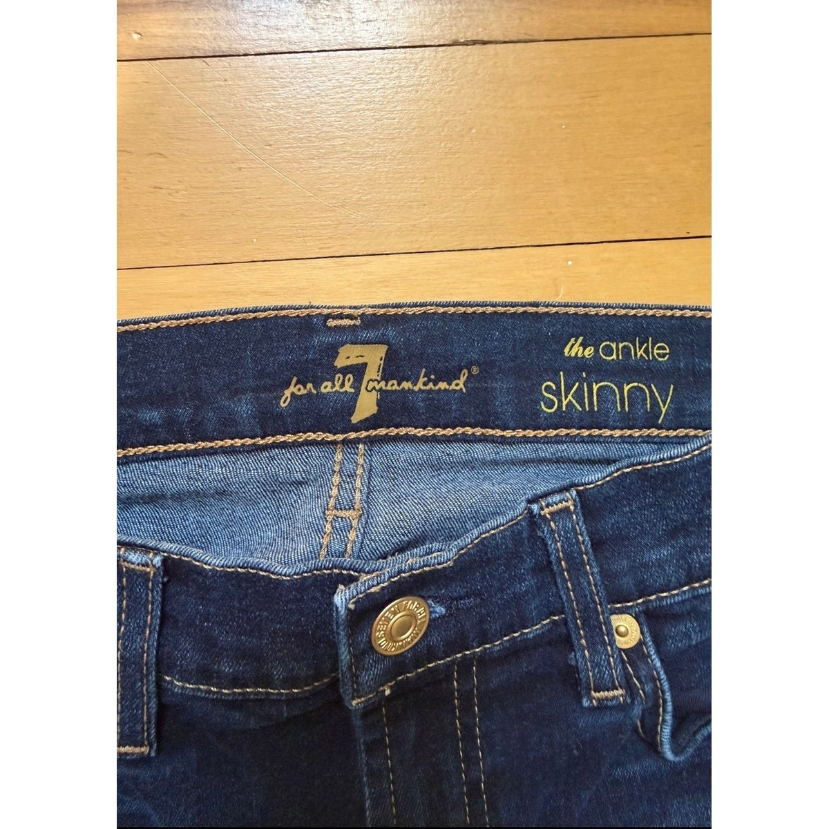 7 For All Mankind The Ankle Skinny Jeans Size 26 Dark Wash Stretch Premium EUC