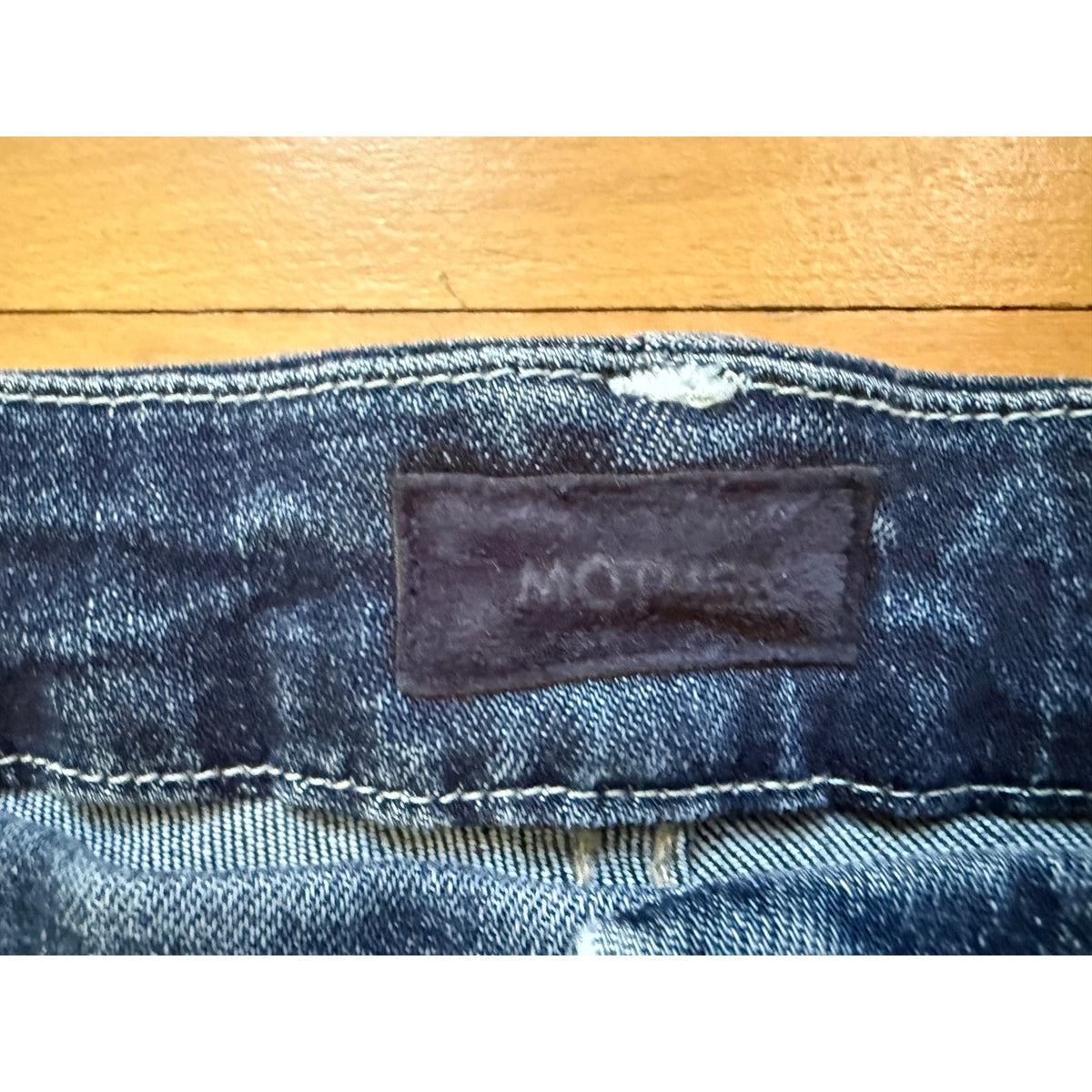 MOTHER High Waisted Looker Ankle Fray Jeans On The Edge Wash 32 EUC