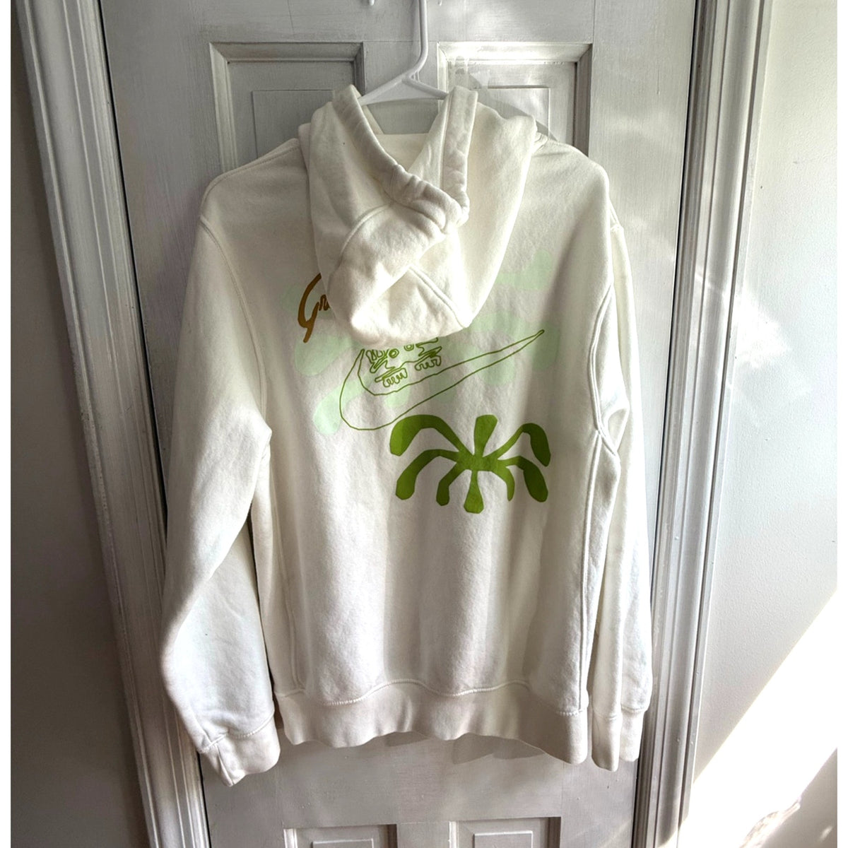 Vintage Nike White Hoodie Women' Small "Greetings" Pullover RARE EUC