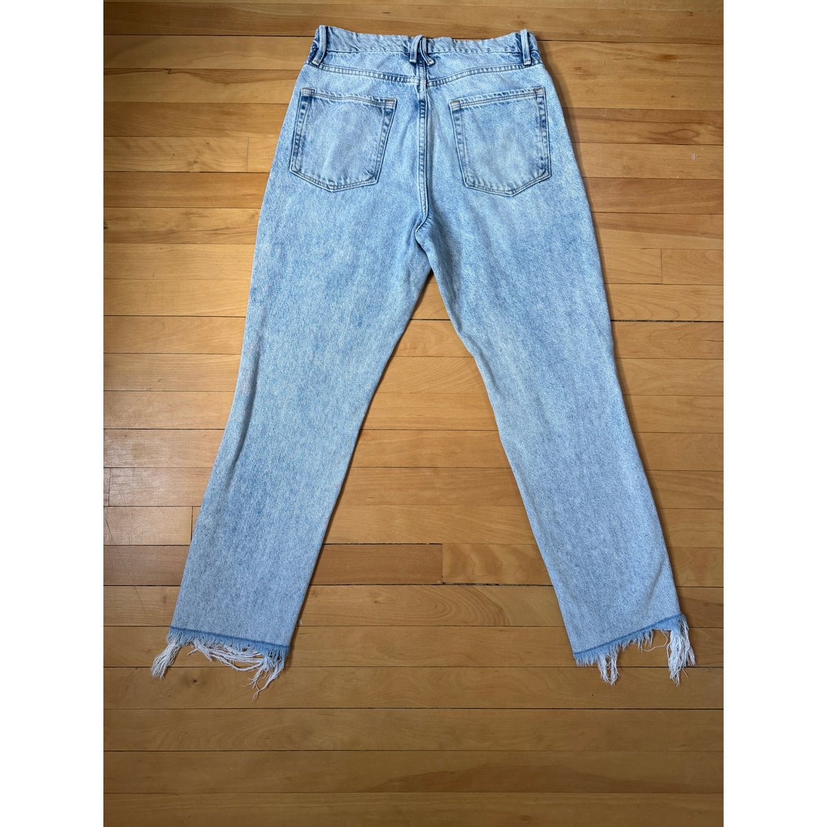 Good American Good Classic Distressed Cropped Jeans 4/27 EUC