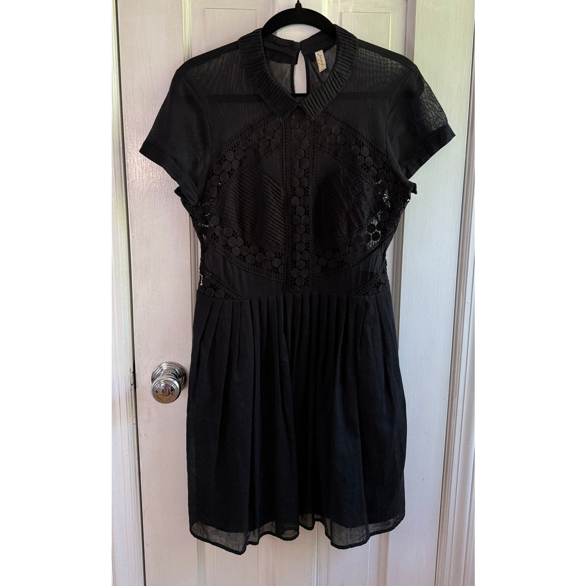 Free People All That Talk Black Lace Mesh Mini Dress 10 EUC Collared