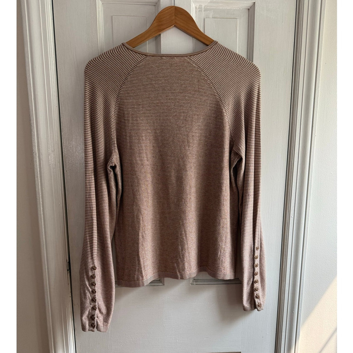 J. McLaughlin Brown Ribbed Knit Sweater Top Large Button Sleeve EUC