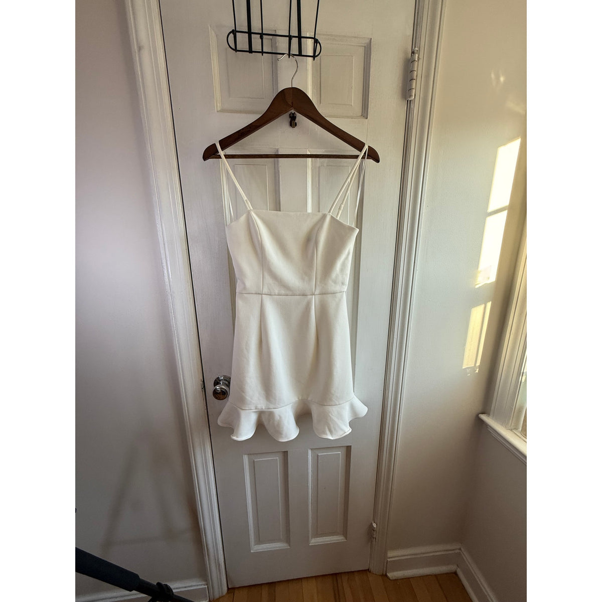 French Connection White Whisper Ruffle Strap Mini Dress Size 0 EUC