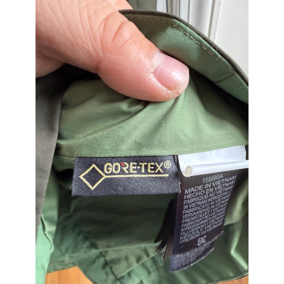 Marmot Women’s GORE-TEX Wend Parka Jacket Green Two-Tone Rain Coat Shell XS EUC