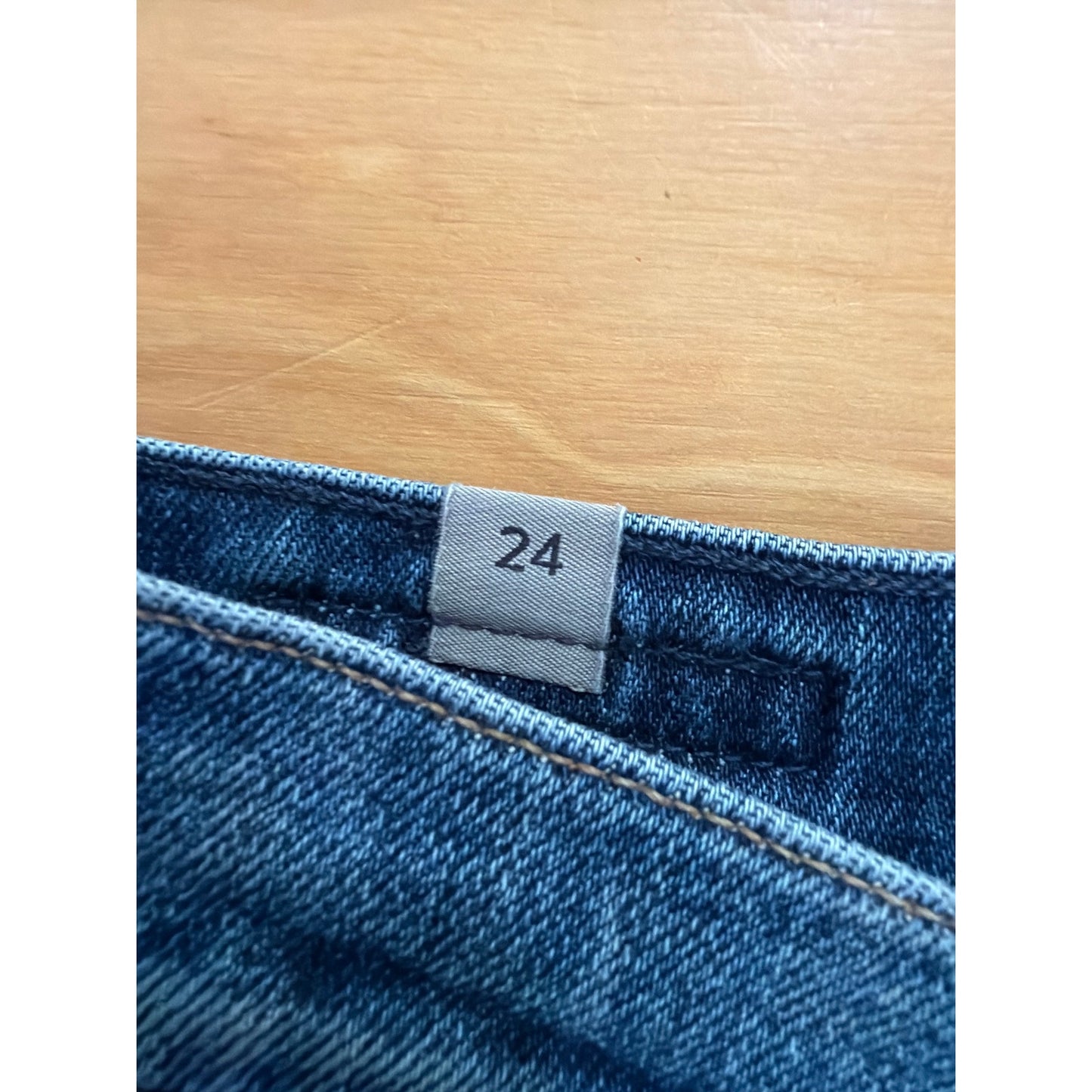 Citizens of Humanity Size 24 High Rise Slim Ankle Dark Wash Distressed Hem Multi-Button Jeans