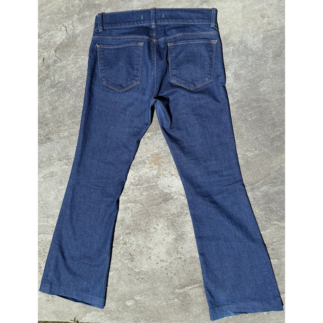 J Brand 722 Love Story Bell Bottom Flare Jeans Size 27 EUC Oyster Wash
