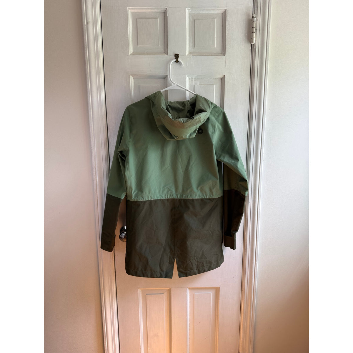 Marmot Women’s GORE-TEX Wend Parka Jacket Green Two-Tone Rain Coat Shell XS EUC