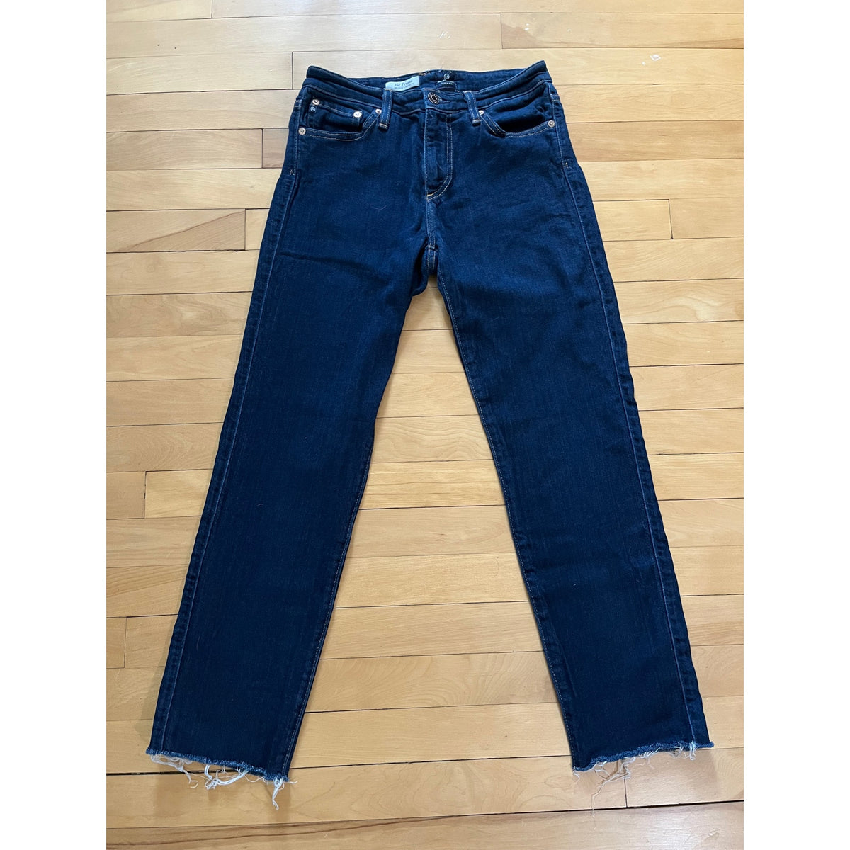 AG The Prima Mid-Rise Cigarette Jeans 28R Soft Stretch Raw Hem Dark Wash EUC