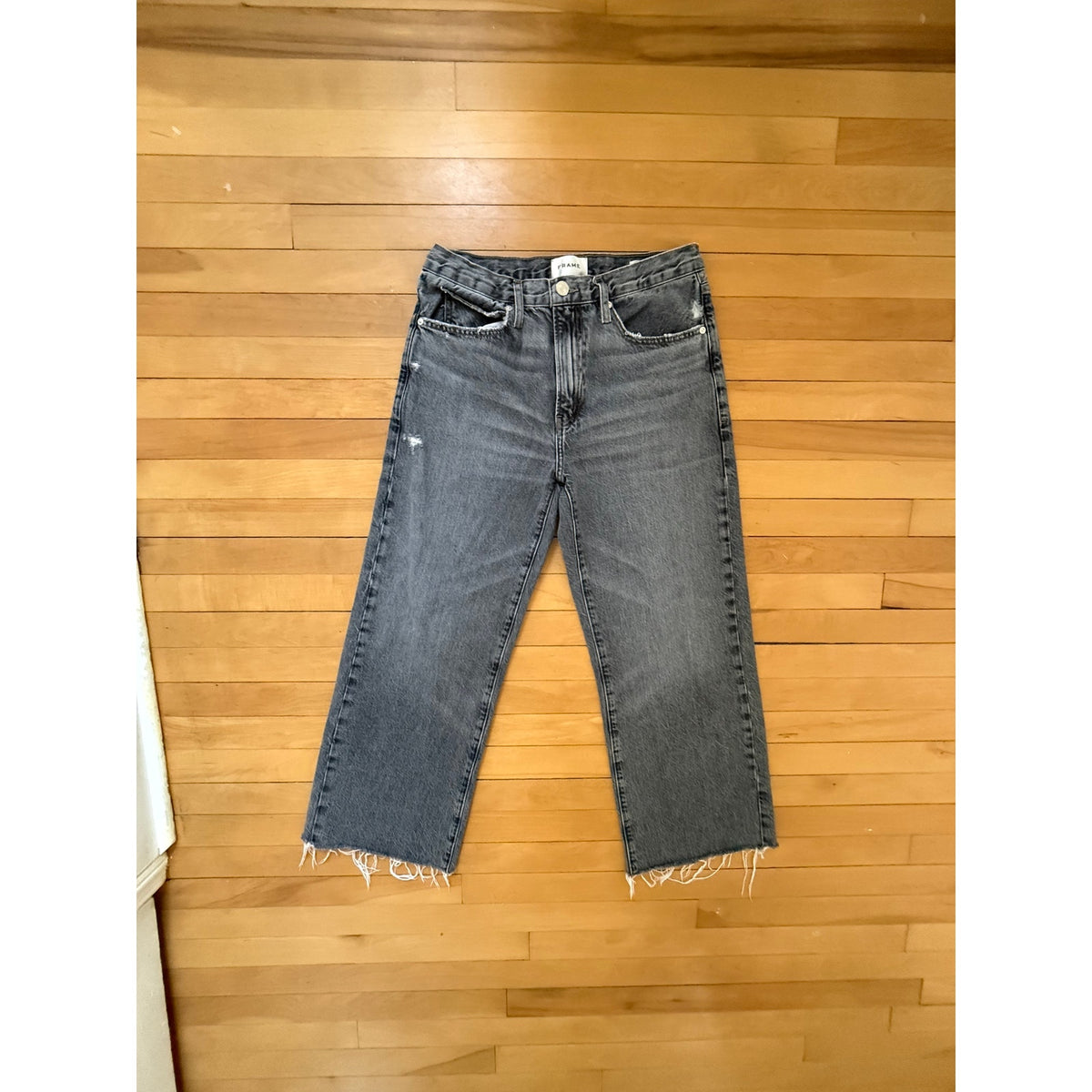 FRAME Le Jane Straight Wide Leg Jeans - Frayed Raw Hem - Size 27 - EUC