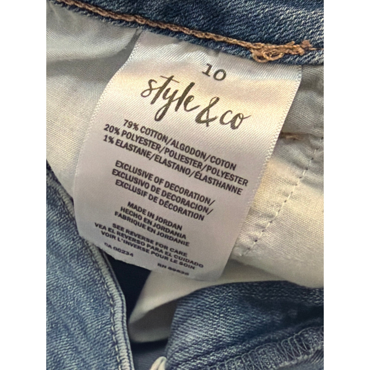 Style & Co Curvy Boyfriend Jeans Womens 10 Floral Embroidered Light Wash Crop 10