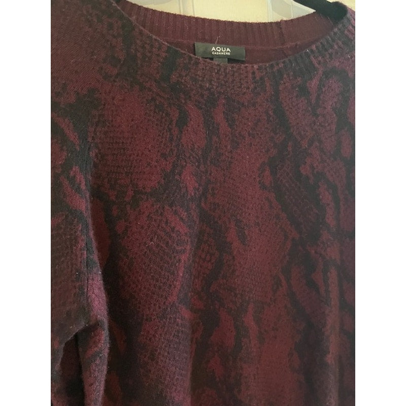 Aqua Cashmere Snake Print Burgundy Size Small