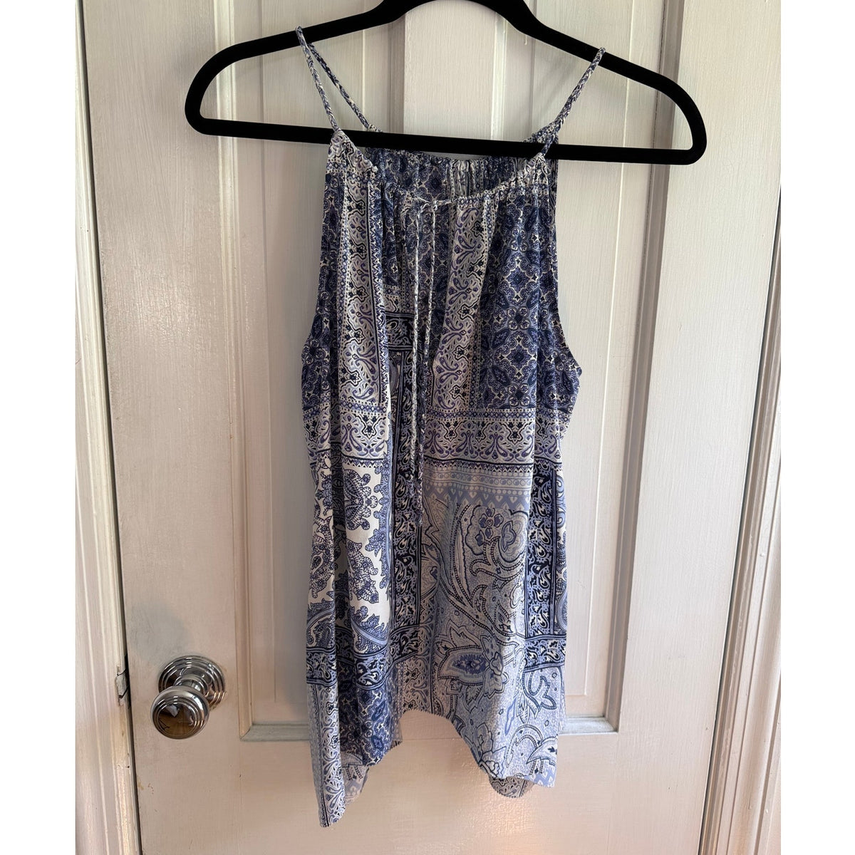 Joie 100% Silk Blue White Paisley Halter Blouse Size Medium EUC