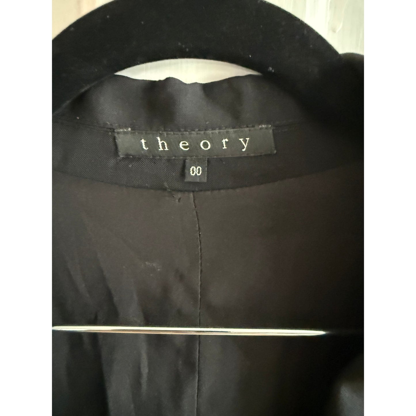 Theory Women's Black Wool Tailored Blazer - Size 00 - EUC