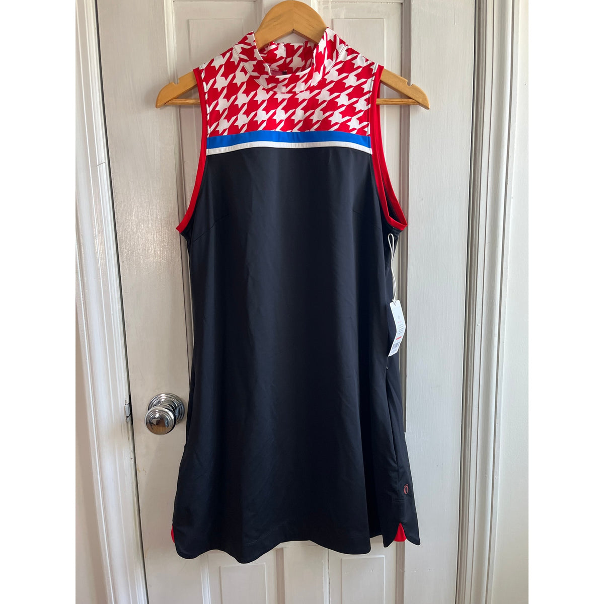 ⛳ KINONA Hana "Smolder Shoulder" Sleeveless Golf Dress, Size Medium