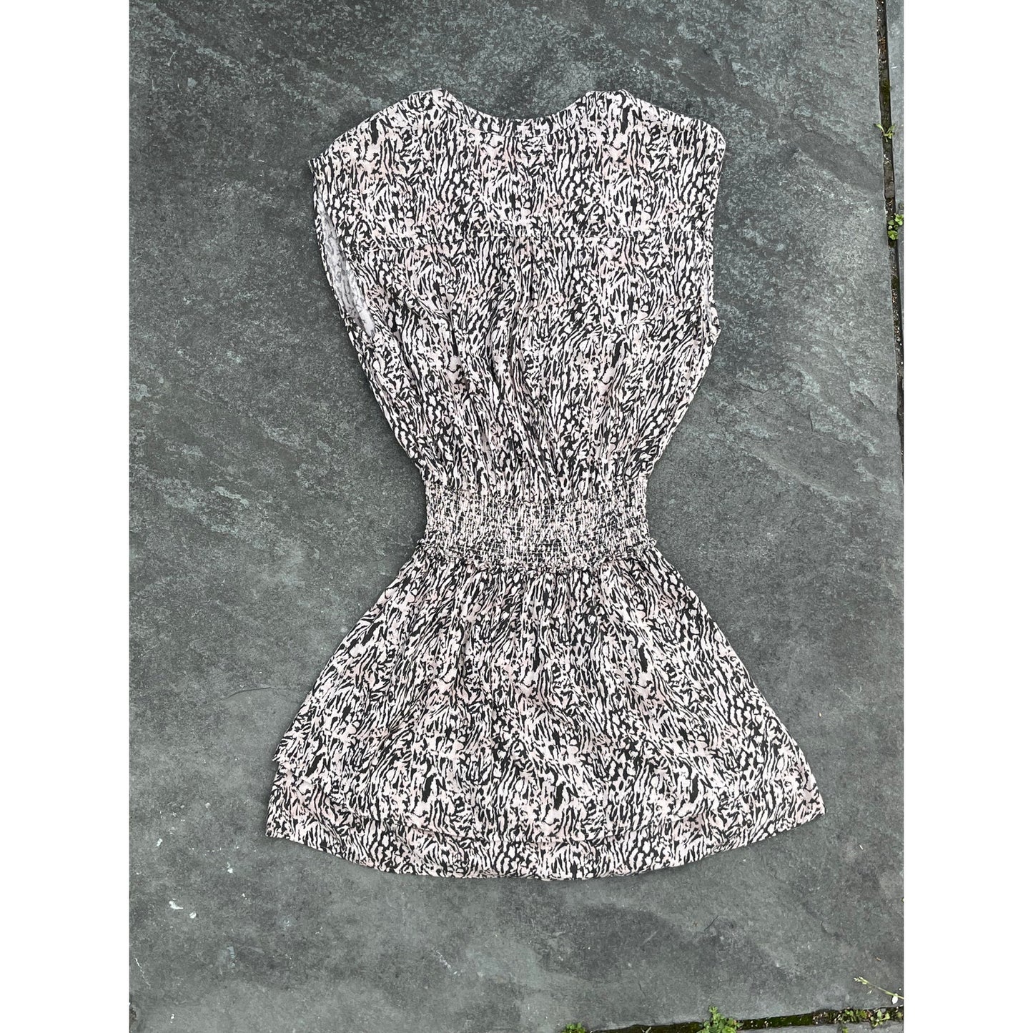 ✨ Rails Angelina Tan Abstract Texture Smocked Mini Dress Small ✨