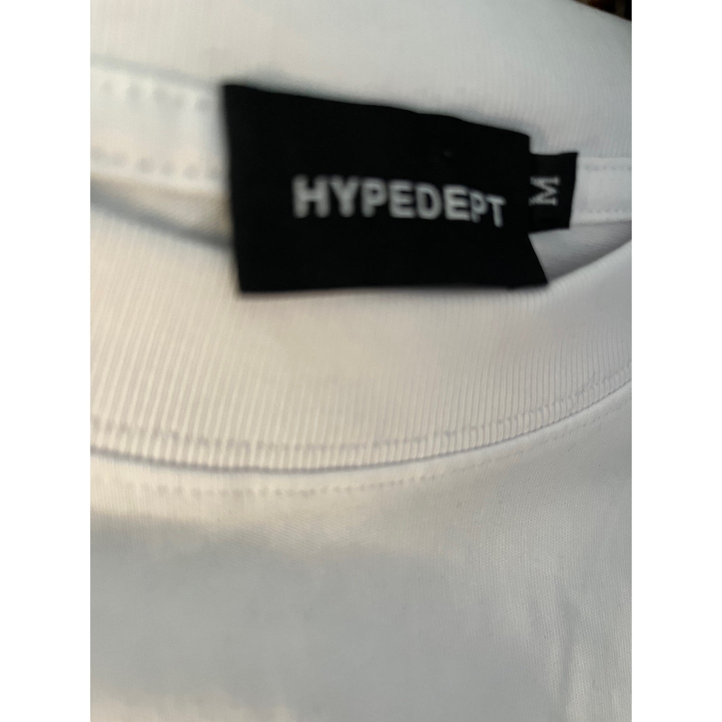 Hype Dept - T-shirt - Silence - Medium
