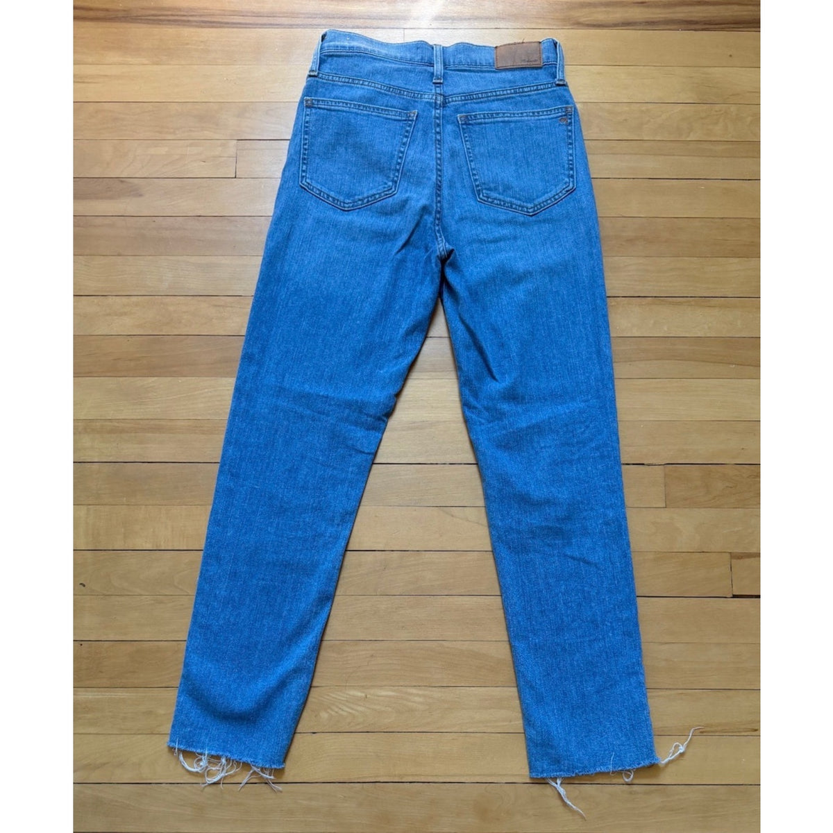 Madewell The Perfect Vintage Jean Size 25 High Rise Distressed Raw Frayed Hem EUC