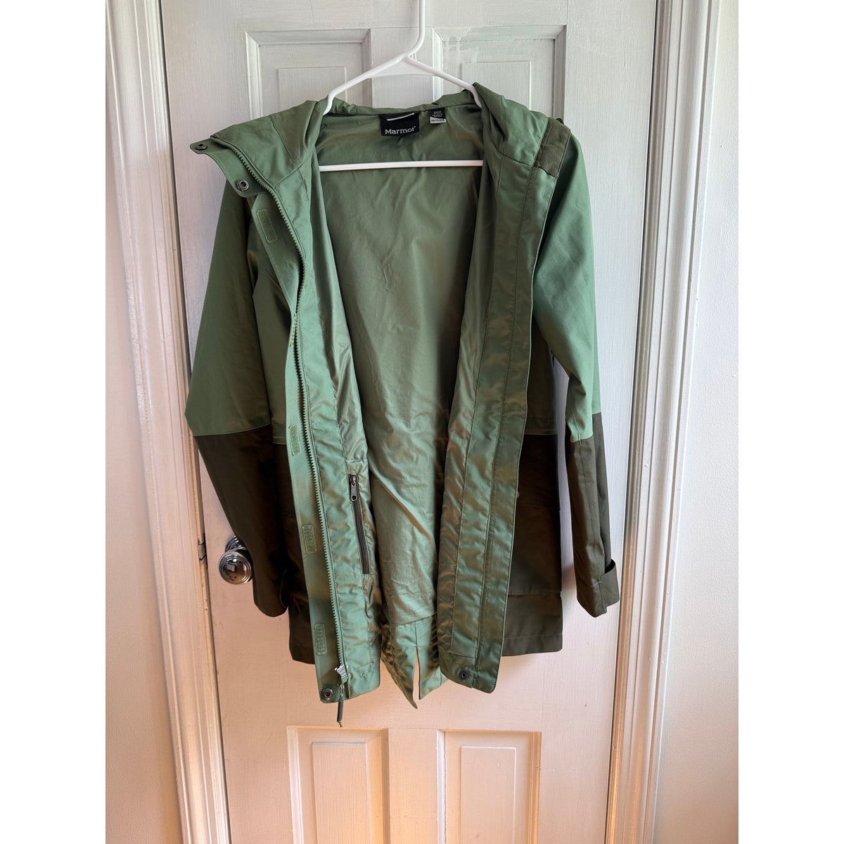 Marmot Women’s GORE-TEX Wend Parka Jacket Green Two-Tone Rain Coat Shell XS EUC
