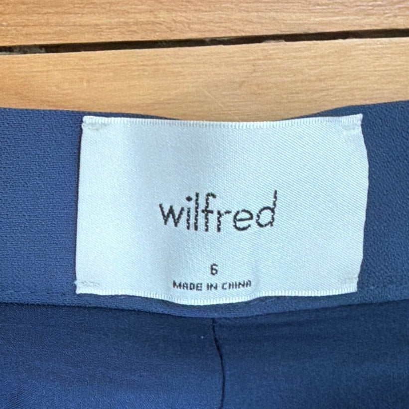 Wilfred Size 6 Dark Muted Blue High Rise Scalloped Hem Shorts