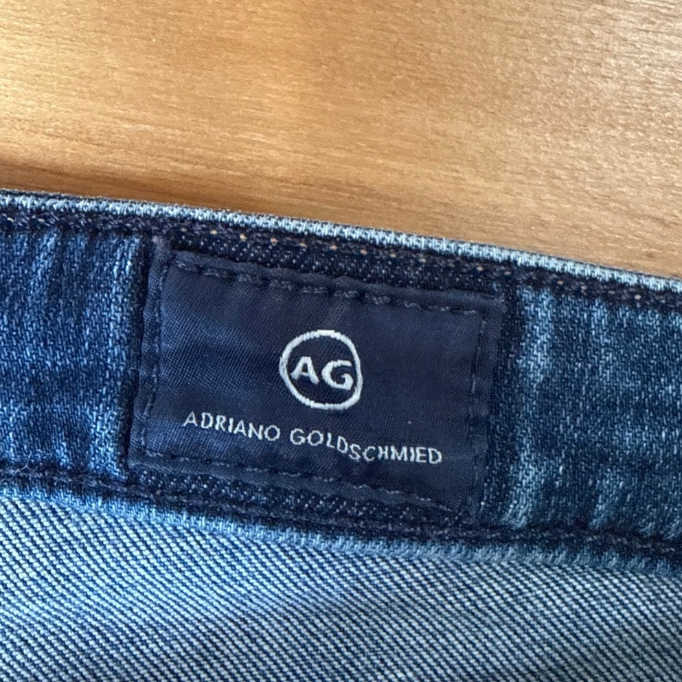 AG JEANS "The Harper" Essential Straight Size 27 Mid Rise Straight Dark Wash