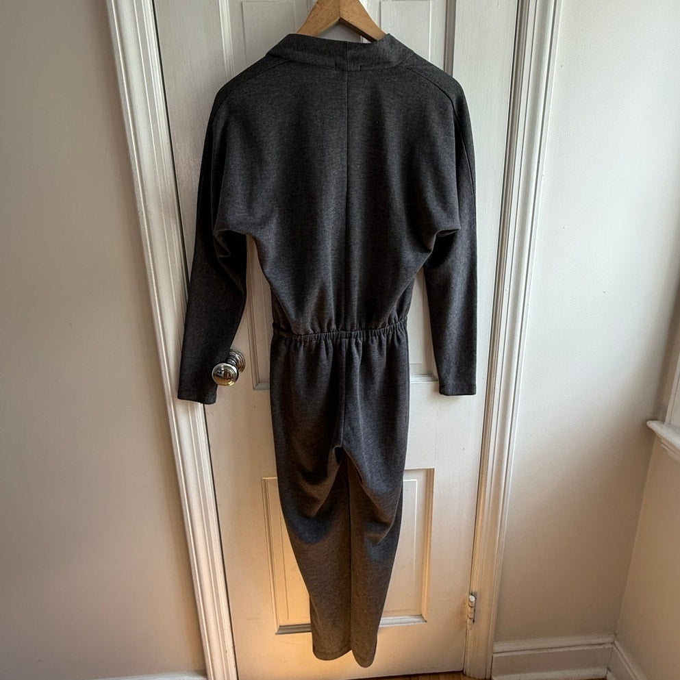 Club Monaco Long Sleeve Surplice Jumpsuit - Charcoal Grey - Size 00 - EUC