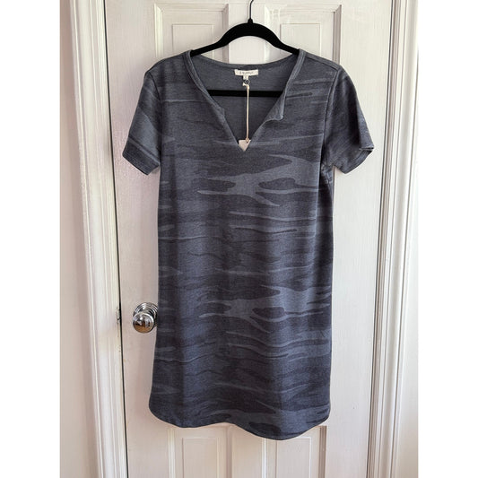 Z Supply Camo Grey Split Neck T-Shirt Dress Size Small NWT