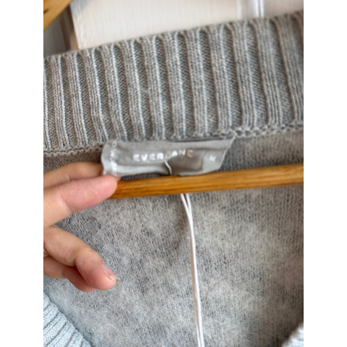 Everlane NWT The Alpaca Tiger Jacquard Cardigan M - Grey Snow Animal Print