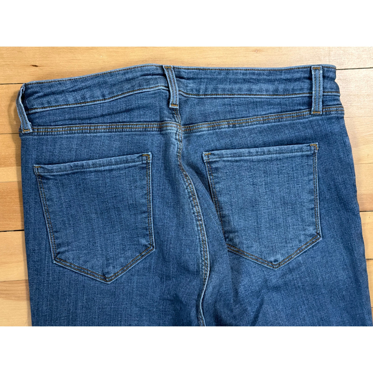 👖 L'Agence Sada High Rise Cropped Slim Jeans Summit Blue Wash Size 30