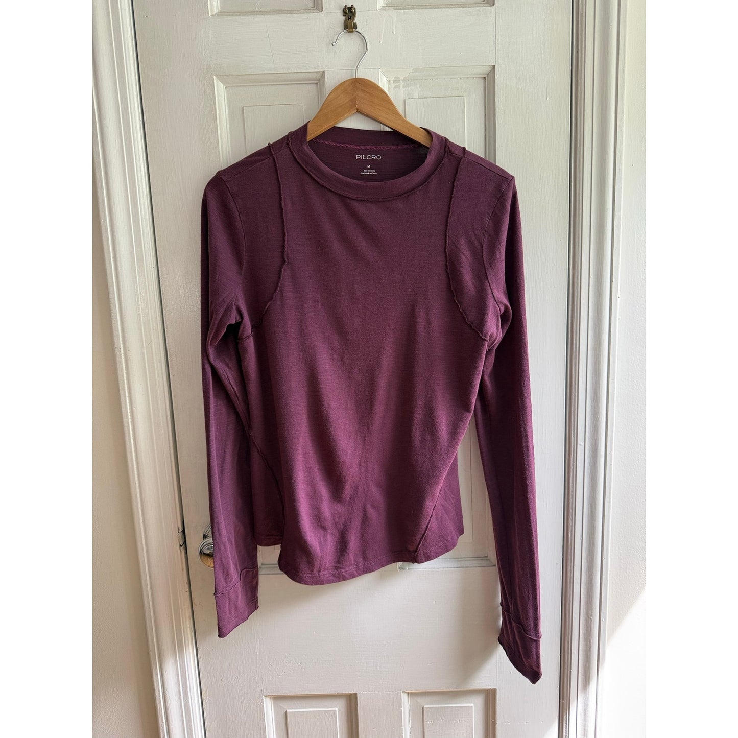 Pilcro Anthropologie Top Womens M Medium Wine Burgundy Ribbed Knit Blouse EUC