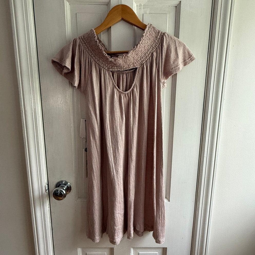 O'Neill Women's Off-The-Shoulder Smocked Gauze Dress - Blush Pink - Size Small - NWT