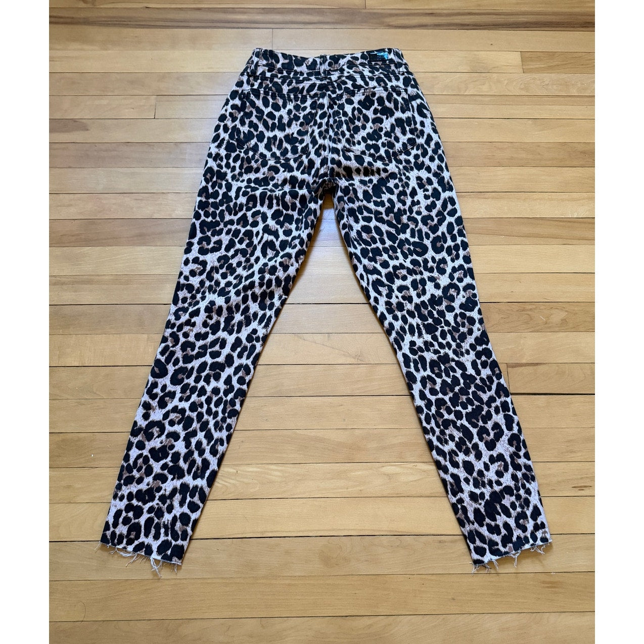 Paige Hoxton Ankle High Rise Pink Leopard Print Jeans Size 29 Raw Hem | NWT