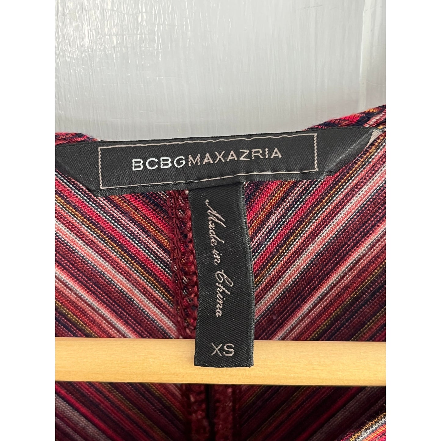 BCBGMAXAZRIA Chevron Stripe Knit Sheath Dress - Red/Multi - Size XS - EUC