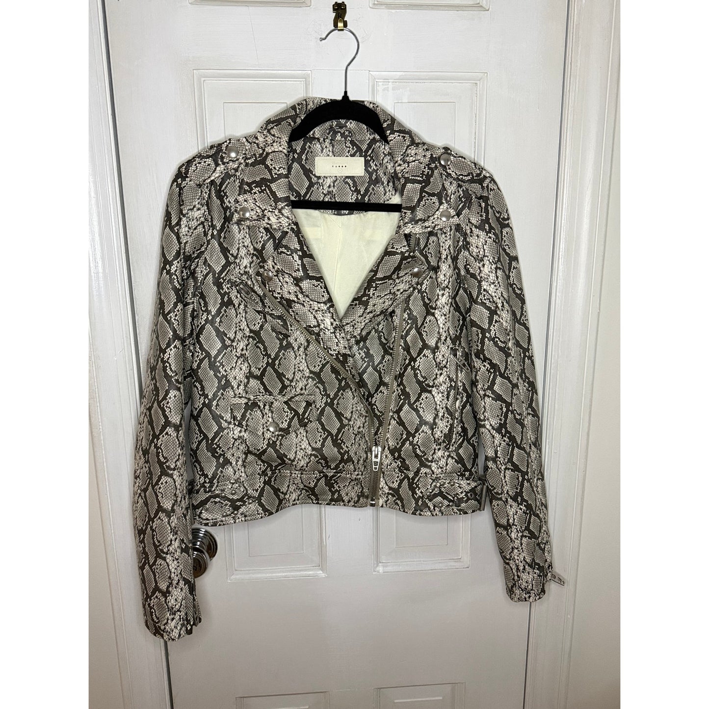 BLANK NYC Snake Print Bomber Jacket Medium Cropped Y2K Vegan Leather Moto