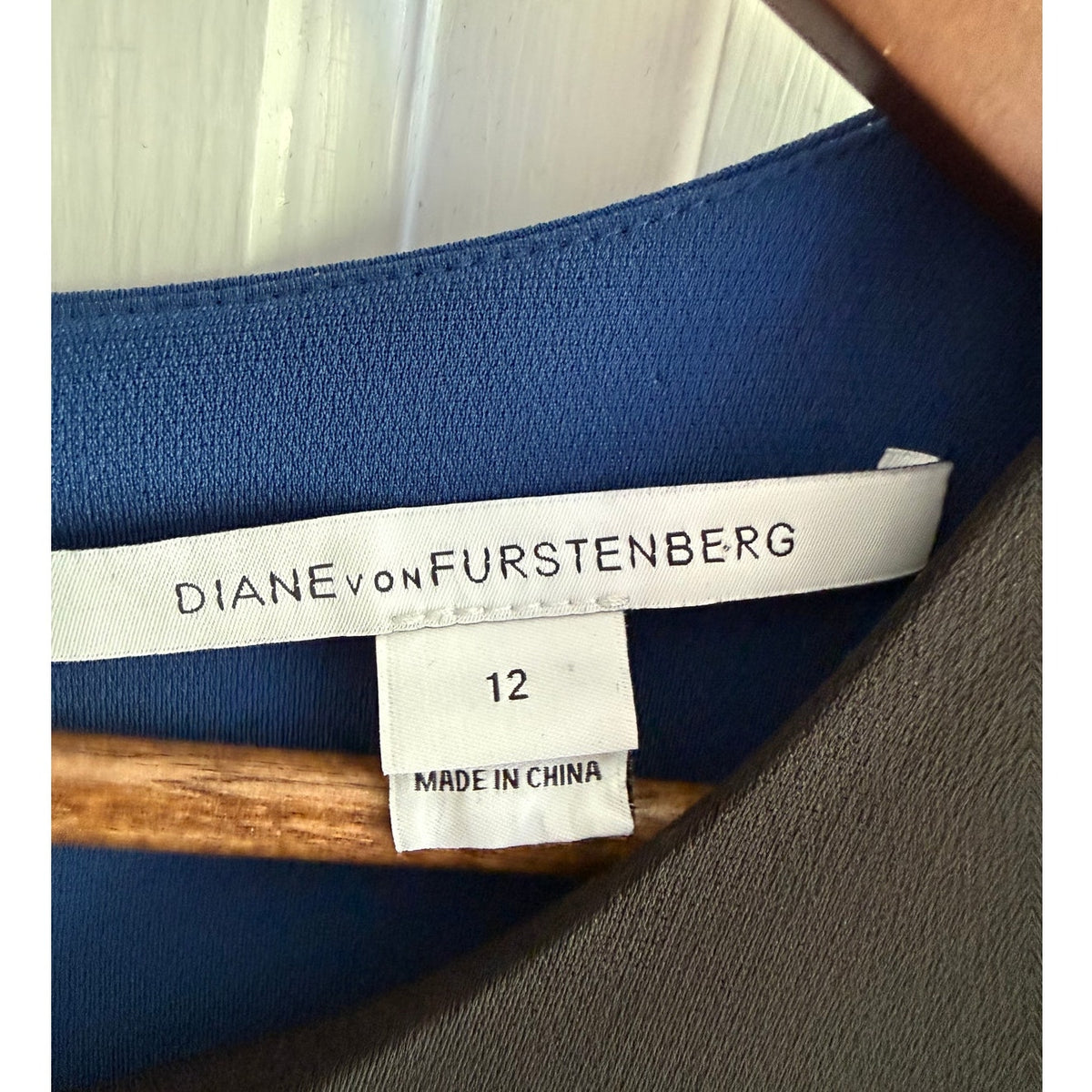 Diane von Furstenberg DVF Black & Blue Colorblock Sheath Dress 12 EUC