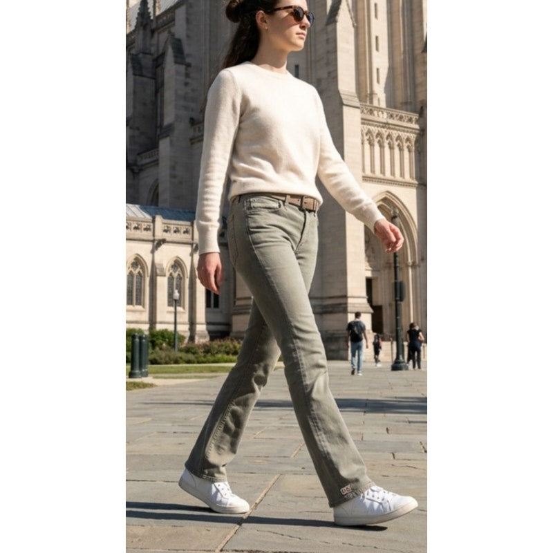 MOTHER Superior "The Insider Hover" Olive Jeans - Size 28 - EUC