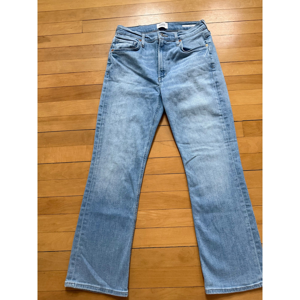 Citizens of Humanity Isola Cropped Boot Jeans Size 27 Light Wash EUC