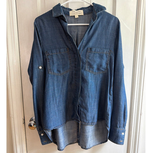 Cloth & Stone Size Small Denim Style Open Collar Button Up