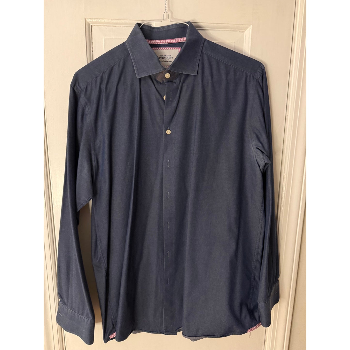 Charles Tyrwhitt Men's Blue Button Down Size 17/43